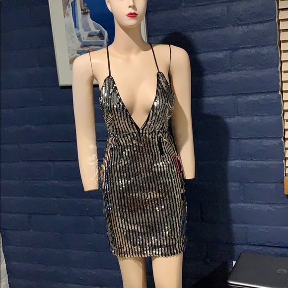 Beautiful Silver Dress - Picture 7 of 7